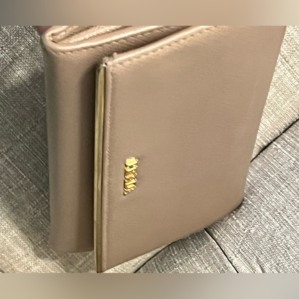 PRADA Saffiano Metal Bar Continental Flap Wallet Argila - Picture 16 of 16